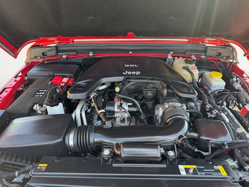 Used 2021 Jeep Wrangler Unlimited Willys image 17