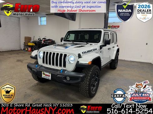 Used 2023 Jeep Wrangler Unlimited Rubicon 4xe w/ Cold Weather Group AWD/4WD image 1