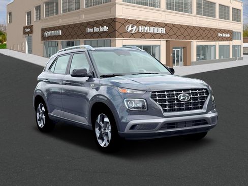 New 2026 Hyundai Venue SEL image 11