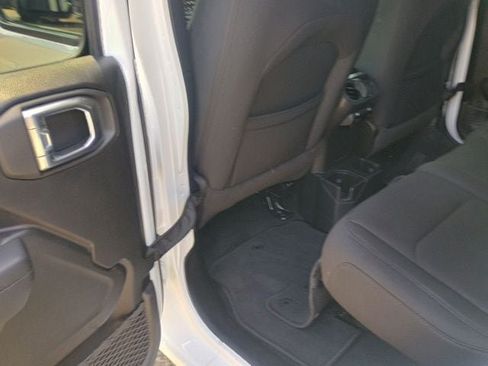 Used 2022 Jeep Wrangler Unlimited Sport AWD/4WD image 21