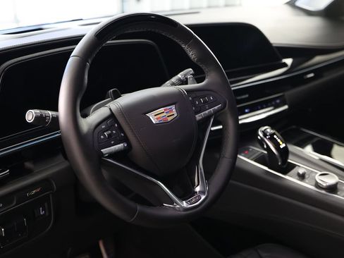 Used 2024 Cadillac Escalade V w/ LPO, ONYX Package AWD/4WD image 20
