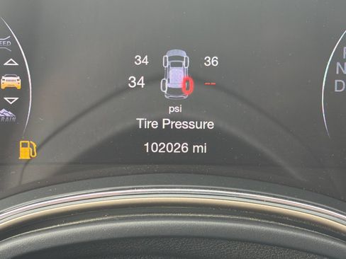 Used 2016 Jeep Grand Cherokee Limited w/ Trailer Tow Group IV AWD/4WD image 25