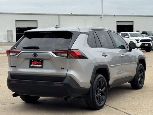 Used 2025 Toyota RAV4 LE FWD image 4