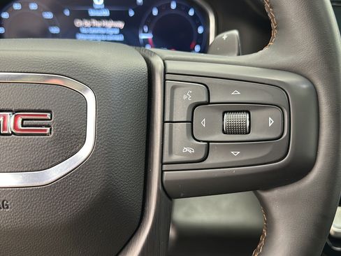 Used 2023 GMC Sierra 1500 AT4 w/ Technology Package AWD/4WD image 21