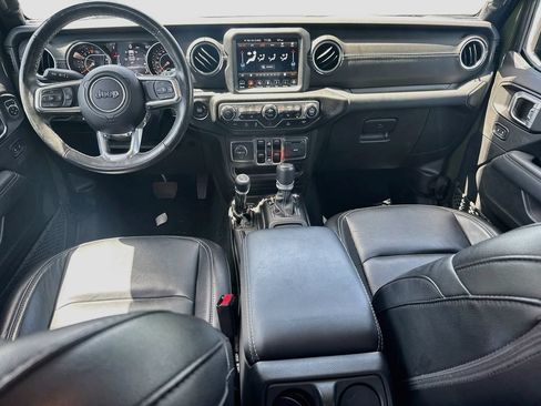 Certified 2022 Jeep Wrangler Unlimited Sahara w/ LED Lighting Group AWD/4WD image 25