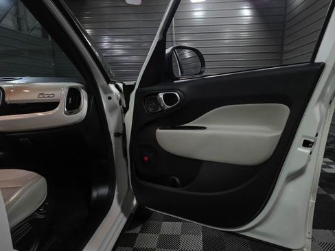 Used 2020 FIAT 500L Trekking w/ Popular Equipment Group image 34