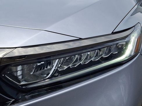 Used 2020 Honda Accord Sport image 9
