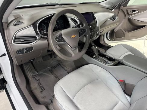 Used 2020 Chevrolet Malibu LS FWD image 10