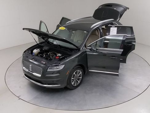 Used 2023 Lincoln Nautilus FWD w/ Premium Package image 53