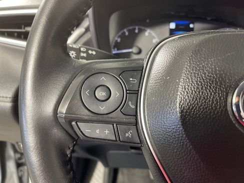 Certified 2025 Toyota Corolla Cross LE image 29