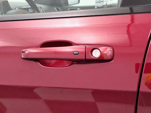 Used 2019 Jeep Grand Cherokee Limited X image 21