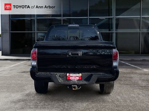 Used 2023 Toyota Tacoma TRD Off-Road w/ Advanced Technology Package image 9