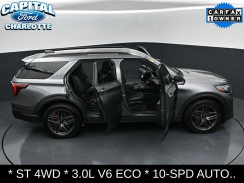 Used 2025 Ford Explorer ST AWD/4WD image 35