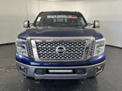 Used 2017 Nissan Titan Platinum Reserve image 4
