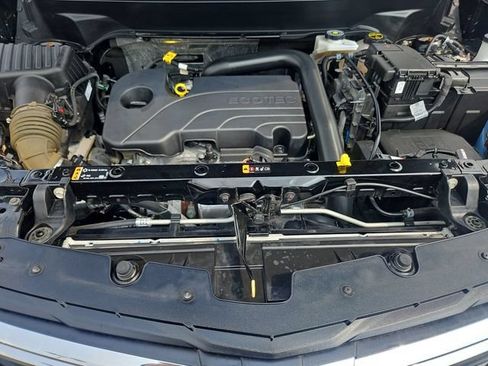 Used 2024 Chevrolet Equinox LS FWD image 21