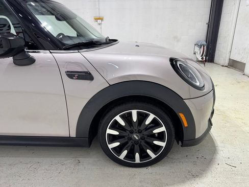 Used 2024 MINI Cooper S FWD image 6