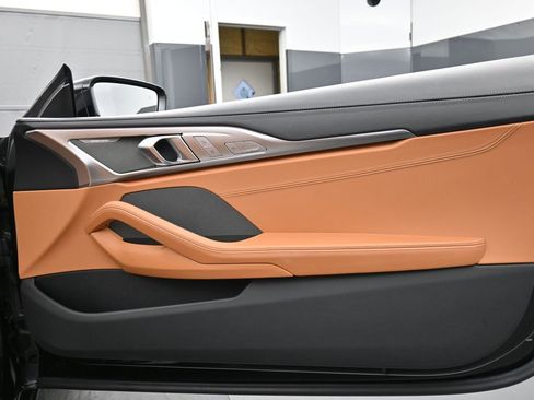 Used 2023 BMW 840i xDrive Convertible image 26