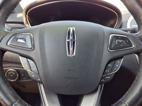 Used 2019 Lincoln MKC Reserve w/ MKC Climate Package FWD image 19