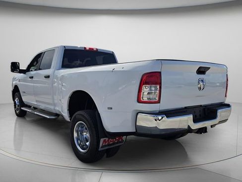 Used 2024 RAM 3500 Big Horn AWD/4WD image 8