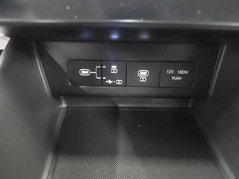 Used 2025 Hyundai Sonata SEL FWD image 35