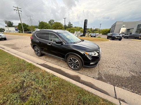 Used 2017 Nissan Rogue SL AWD/4WD image 5