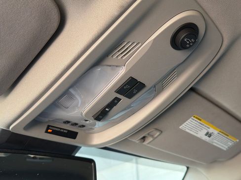 Used 2017 GMC Terrain SLT w/ Driver Alert Package I AWD/4WD image 23