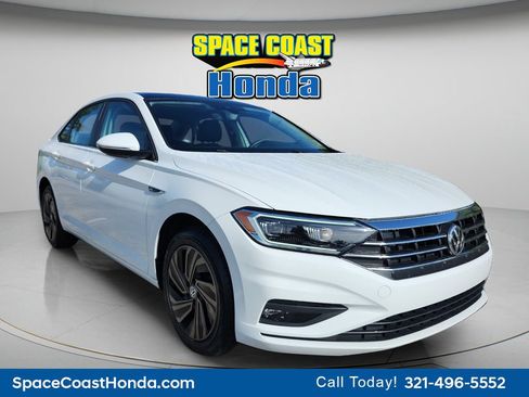 Used 2019 Volkswagen Jetta SEL Premium FWD image 13