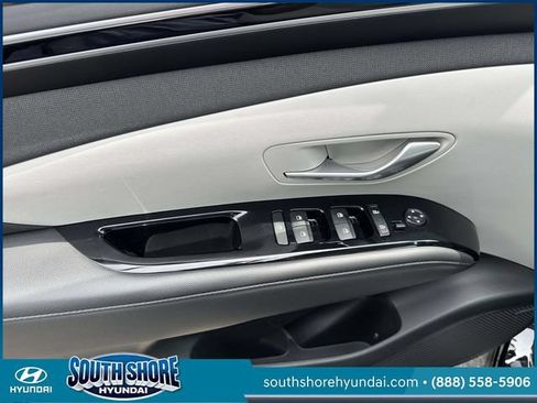 Certified 2023 Hyundai Tucson Limited AWD/4WD image 18