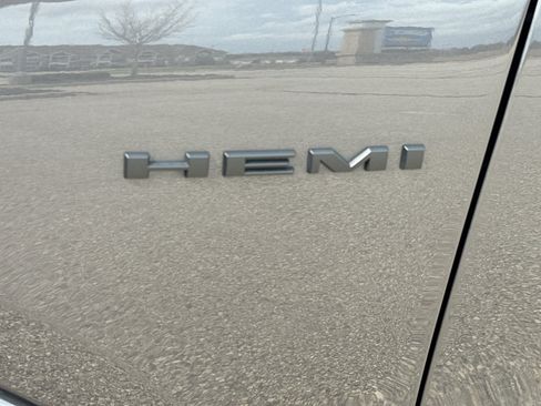 Used 2024 Dodge Durango R/T image 12