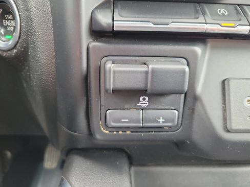 Used 2020 GMC Sierra 1500 Elevation w/ Elevation Value Package image 29