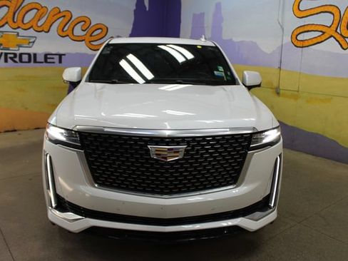 Used 2021 Cadillac Escalade Premium Luxury w/ Driver Assist Tech Package AWD/4WD image 3