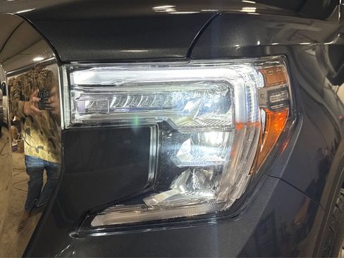 Used 2019 GMC Sierra 1500 SLT image 14