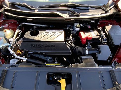 Used 2023 Nissan Rogue SV FWD image 32