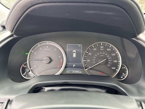 Certified 2022 Lexus RX 350L Premium w/ Premium Package image 29