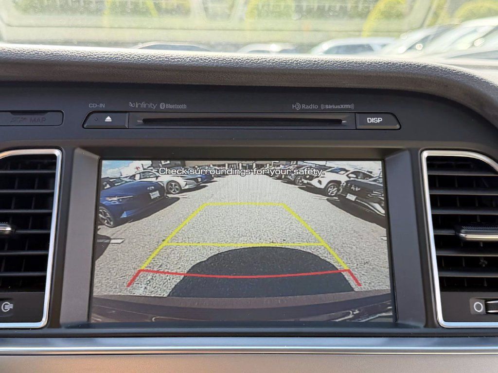 Used 2015 Hyundai Sonata Limited w/ Option Group 05 FWD image 22
