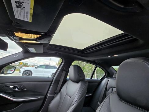 Used 2024 BMW 330i Sedan RWD image 19