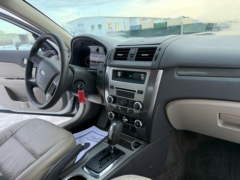 Used 2010 Ford Fusion SEL image 30