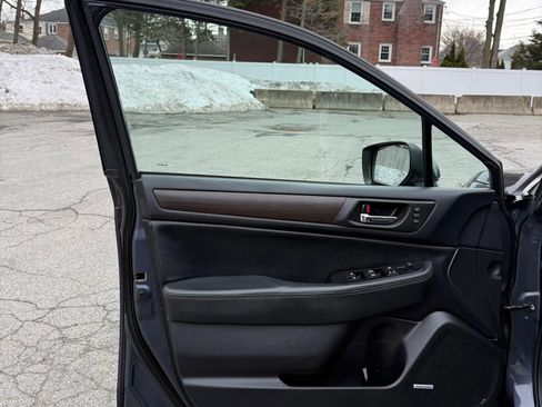 Used 2015 Subaru Legacy 2.5i Limited image 28