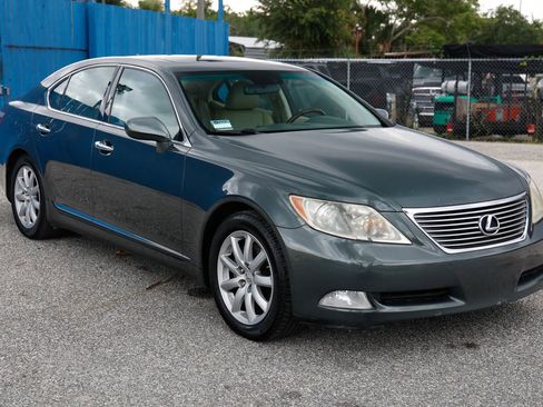 Used 2008 Lexus LS 460 RWD image 9