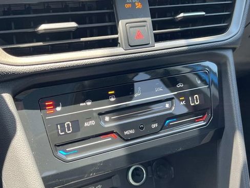 New 2026 Volkswagen Taos SE FWD image 22