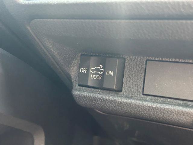 Certified 2024 Toyota Tacoma SR5 AWD/4WD image 24