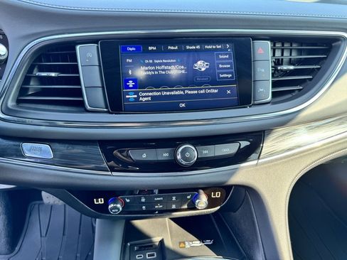 Used 2022 Buick Enclave Essence w/ Experience Buick Package image 21