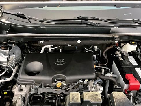 Used 2022 Toyota RAV4 XLE w/ Convenience Package AWD/4WD image 30