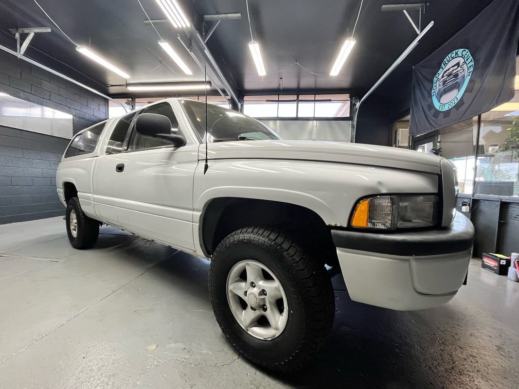 Used 1998 Dodge Ram 1500 Truck 4x4 Quad Cab image 1
