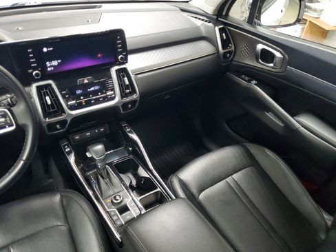 Used 2021 Kia Sorento SX AWD/4WD image 18