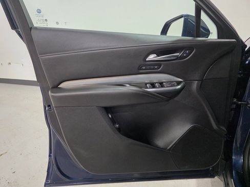 Used 2020 Cadillac XT4 Premium Luxury image 17