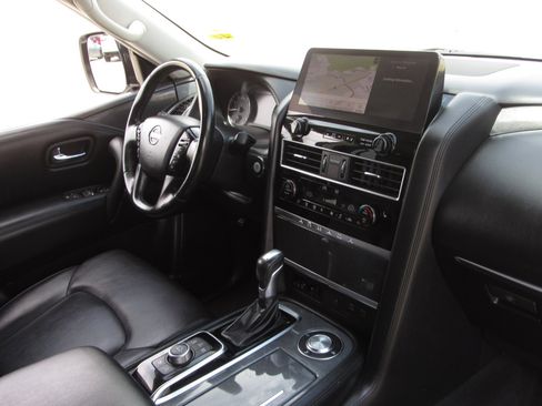 Used 2021 Nissan Armada SV RWD image 9
