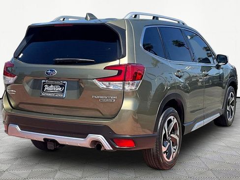 Used 2023 Subaru Forester Touring AWD/4WD image 2