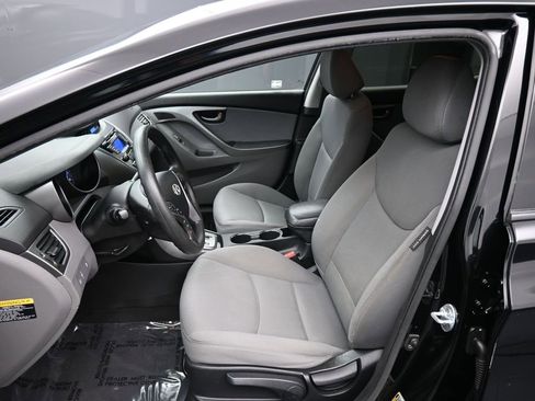 Used 2013 Hyundai Elantra GLS w/ Preferred Pkg image 18