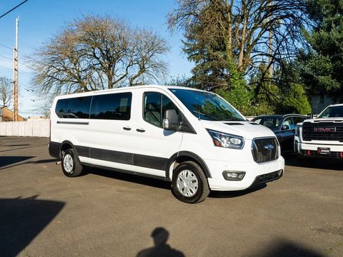 Used 2023 Ford Transit 350 XLT image 23